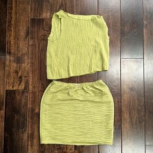 Green 2 piece set